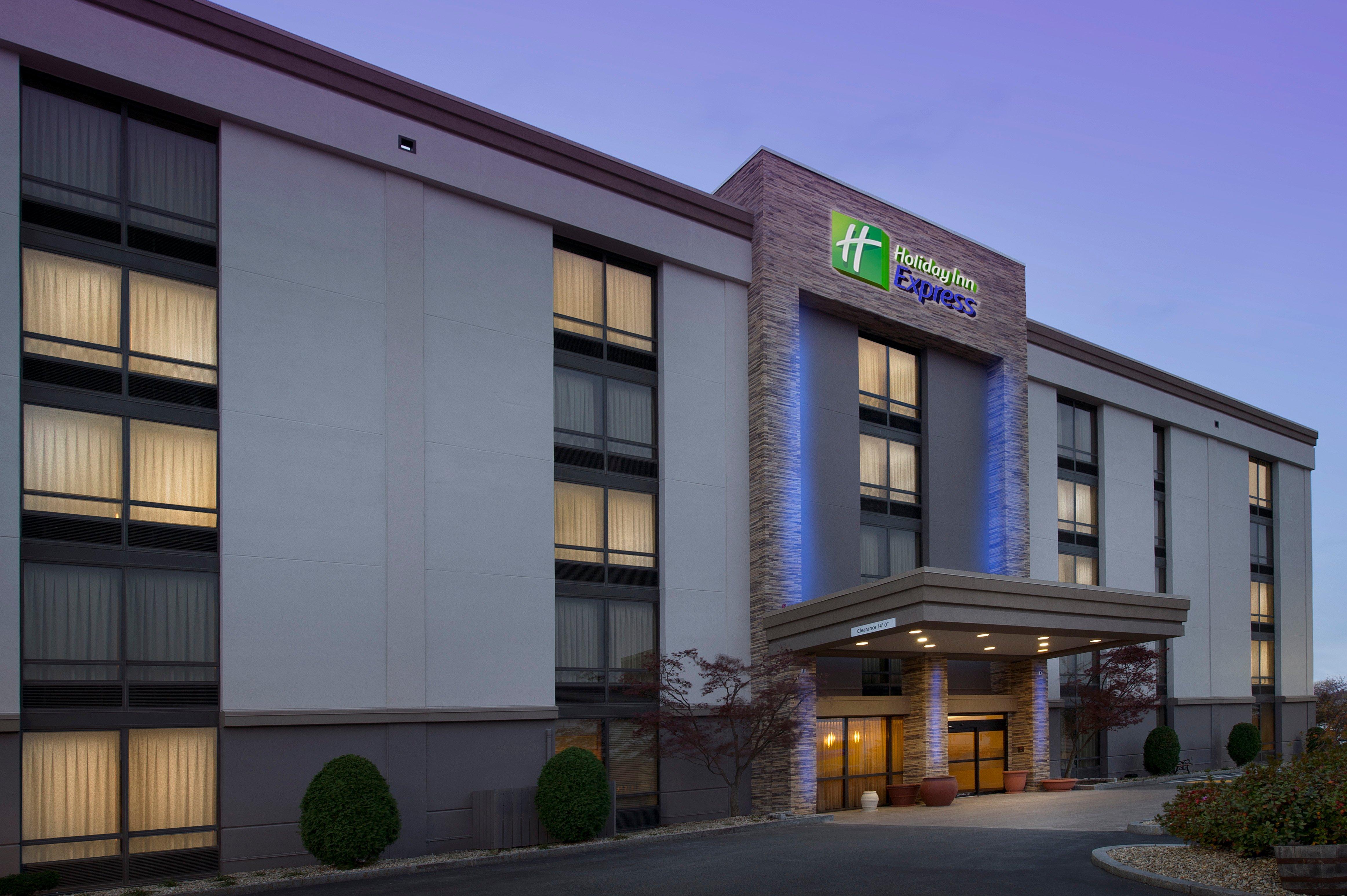 Holiday Inn Express Boston North-Woburn By Ihg Bagian luar foto