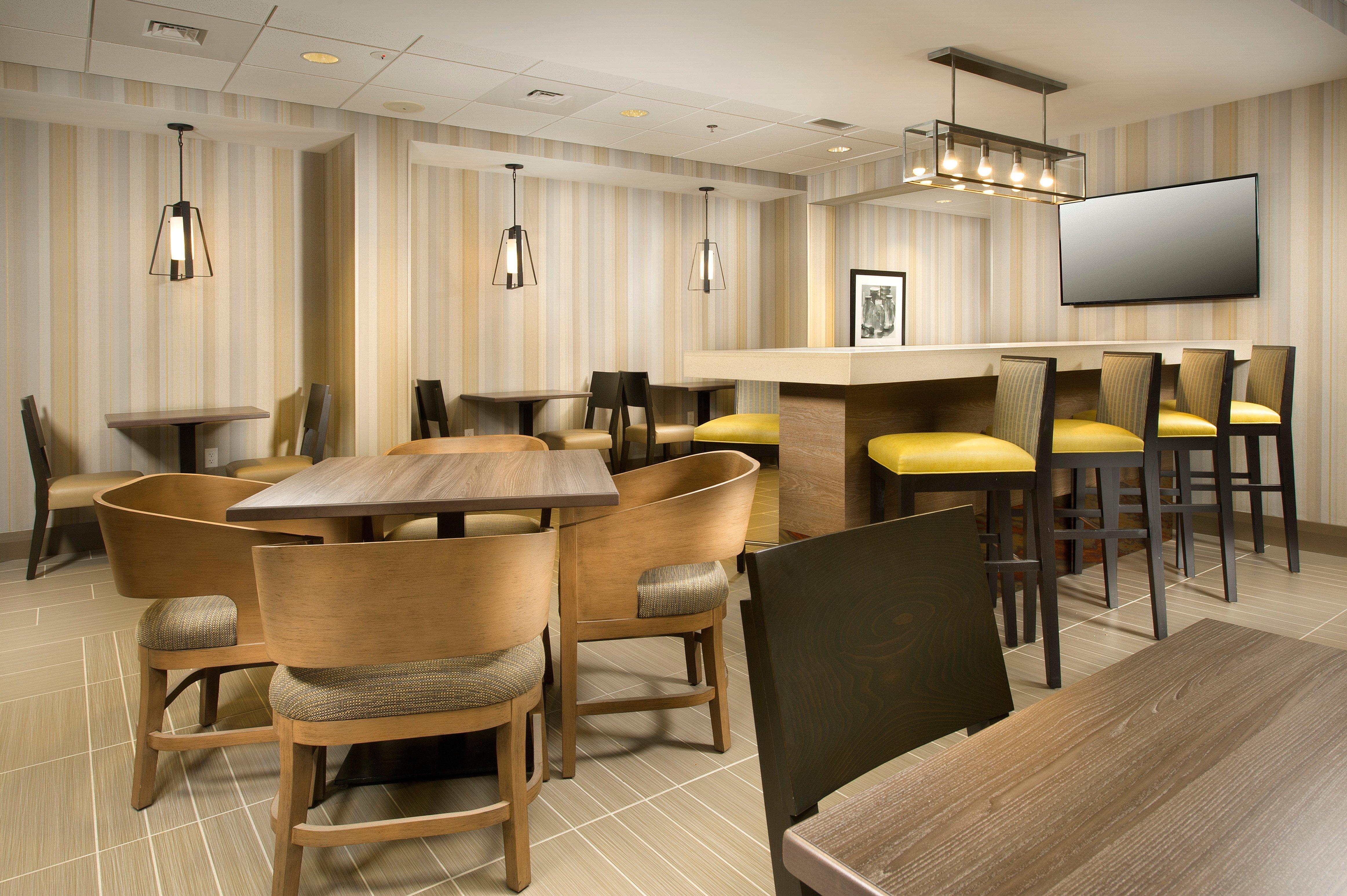 Holiday Inn Express Boston North-Woburn By Ihg Bagian luar foto