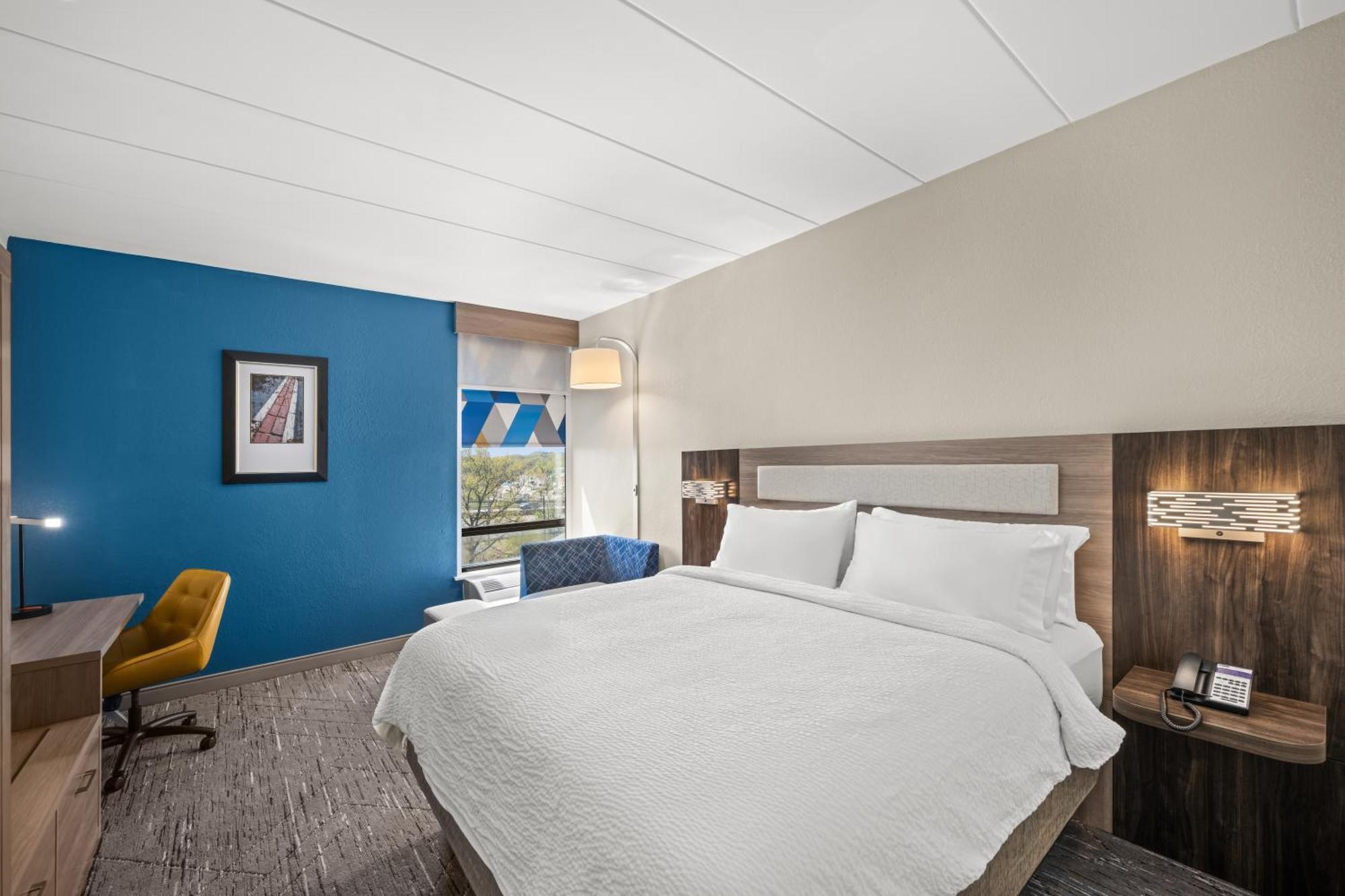 Holiday Inn Express Boston North-Woburn By Ihg Bagian luar foto