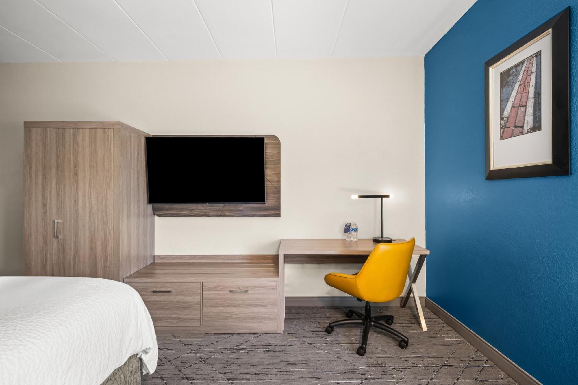Holiday Inn Express Boston North-Woburn By Ihg Bagian luar foto