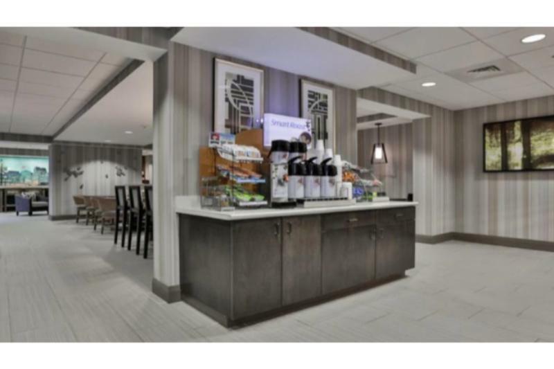 Holiday Inn Express Boston North-Woburn By Ihg Bagian luar foto